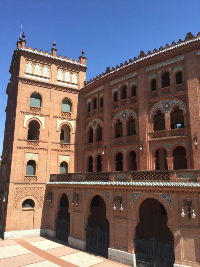 Las Ventas Apartment Madrid Exterior foto